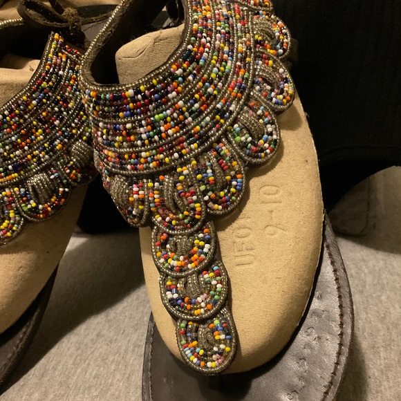 🆕SIZE 10 AFRICAN HANDMADE BROWN LEATHER COLORFUL BEADED THONG SANDALS - Picture 10 of 16